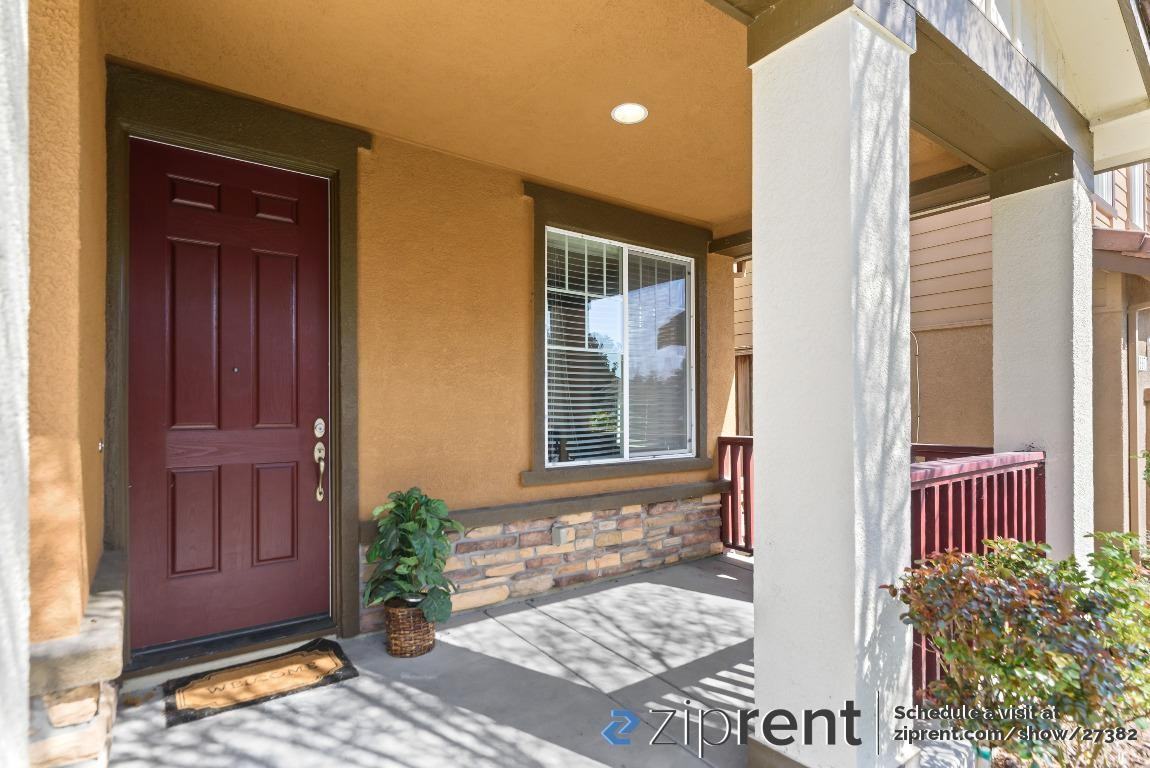 8980 Acorn Way - Photo 3 of 35