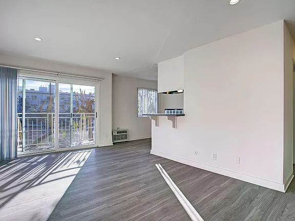 5307 Sepulveda Blvd #1 - Photo 2 of 10