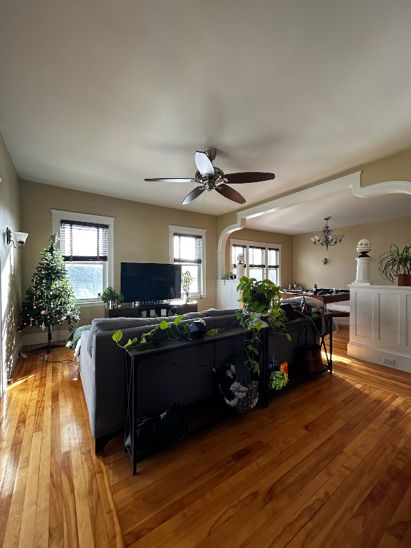 39 Woodford St - Photo 2 of 11