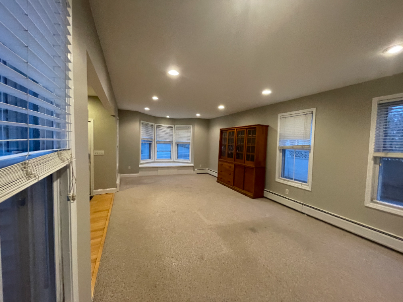 5 Gerry Ave - Photo 2 of 31