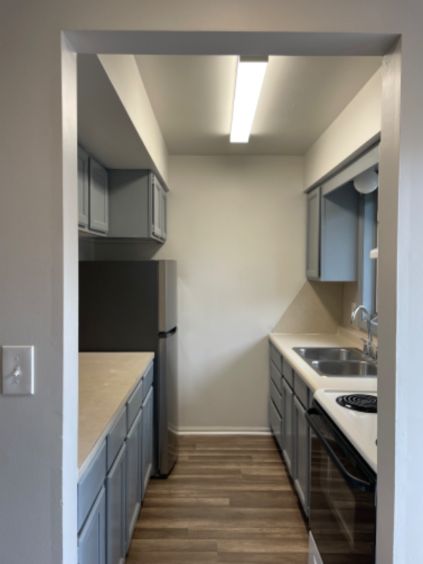 315 N Main St #315NMAINST - Photo 3 of 15
