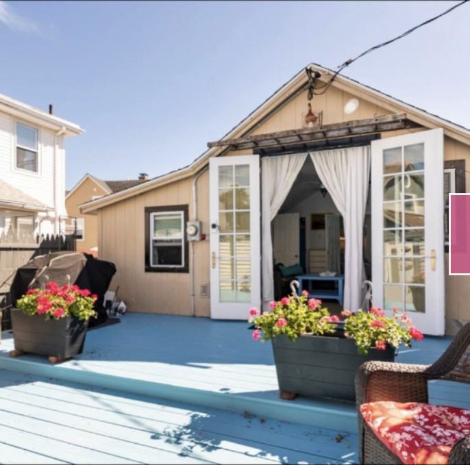 58 A West Central Avenue Rear Cottage NA, Onset, MA 02538 2 Bedroom