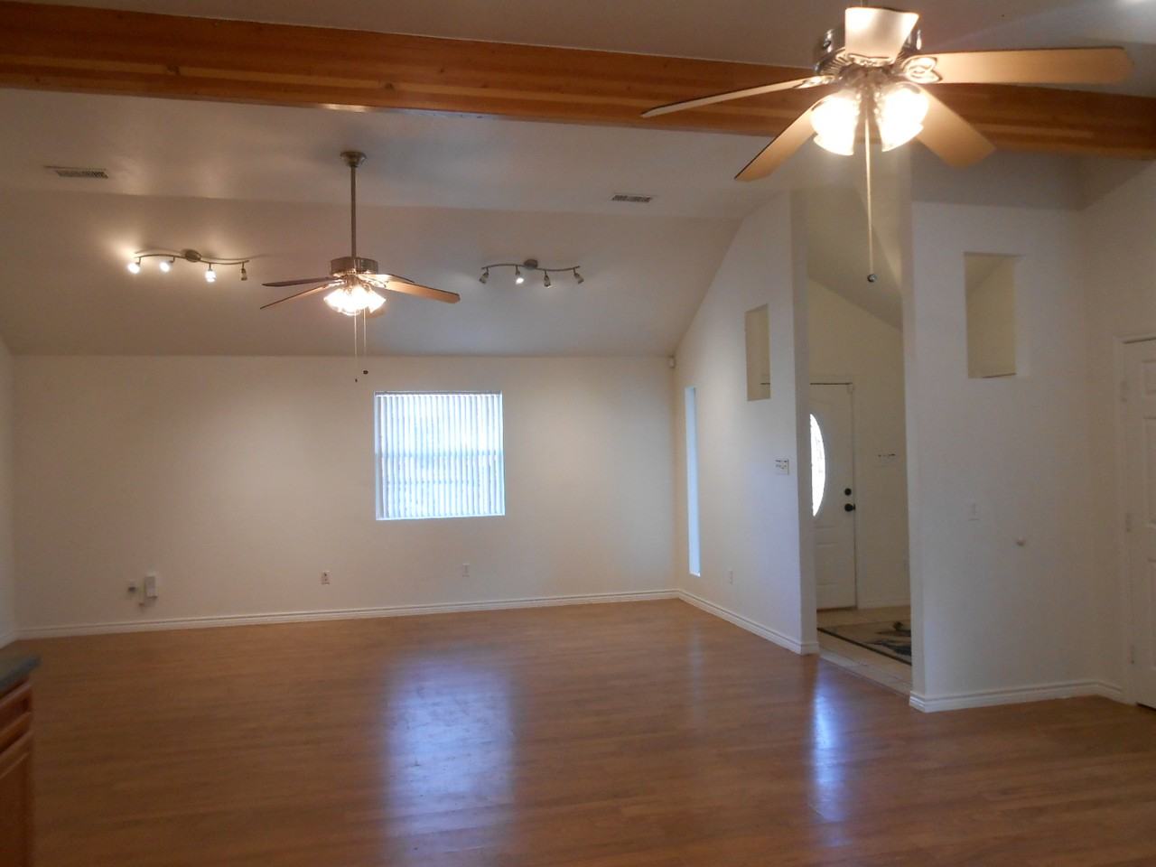 4221 Tolbert St #NA - Photo 2 of 12
