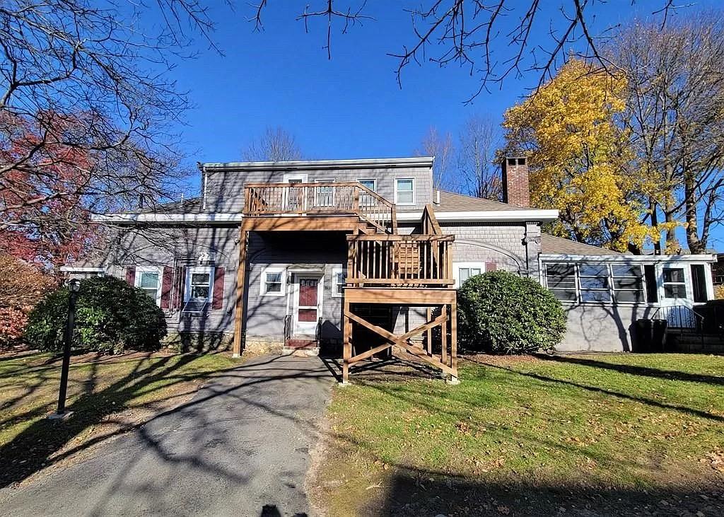 173 Seaver St #C - Photo 2 of 10