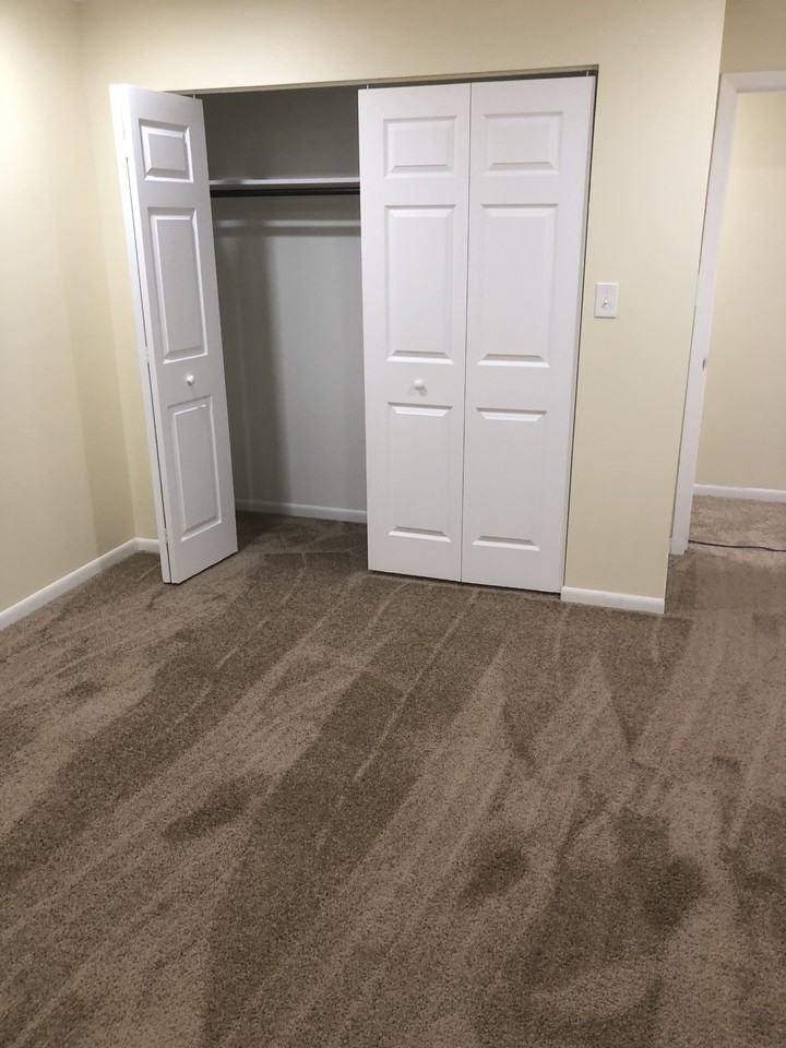 332 W Naperville Rd #13 - Photo 2 of 3