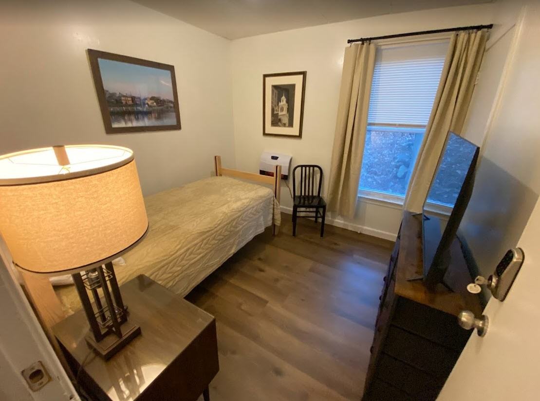 46 Oak Terrace #1 - Photo 3 of 16