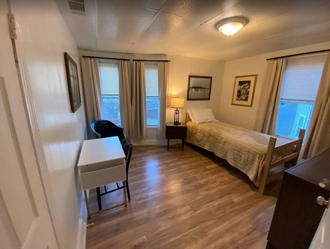 46 Oak Terrace #1 - Photo 4 of 16