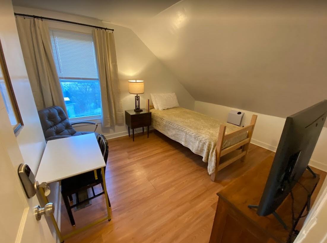 46 Oak Terrace #1 - Photo 7 of 16