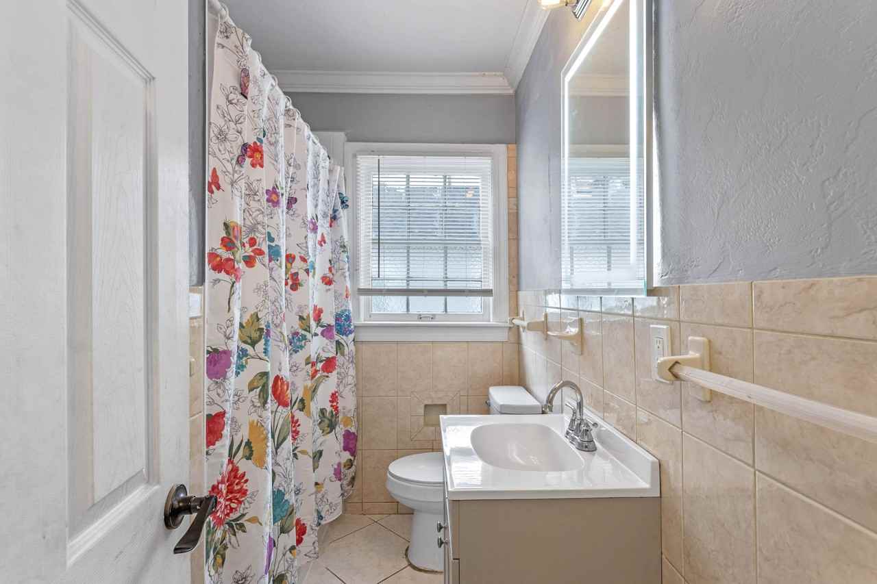 E Kaley St - Photo 2 of 7