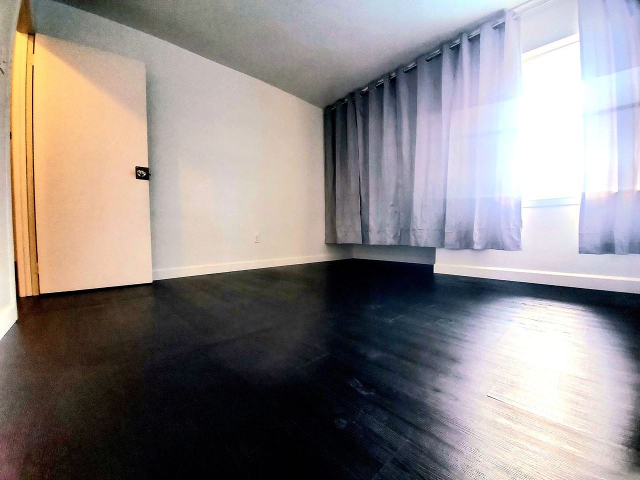 Gran Creûx Estate - Photo 2 of 12