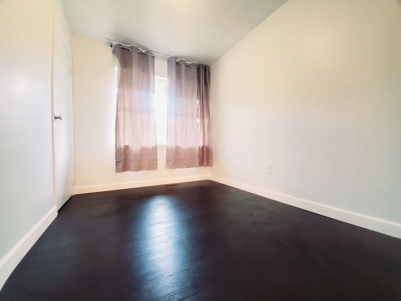 Gran Creûx Estate - Photo 3 of 12