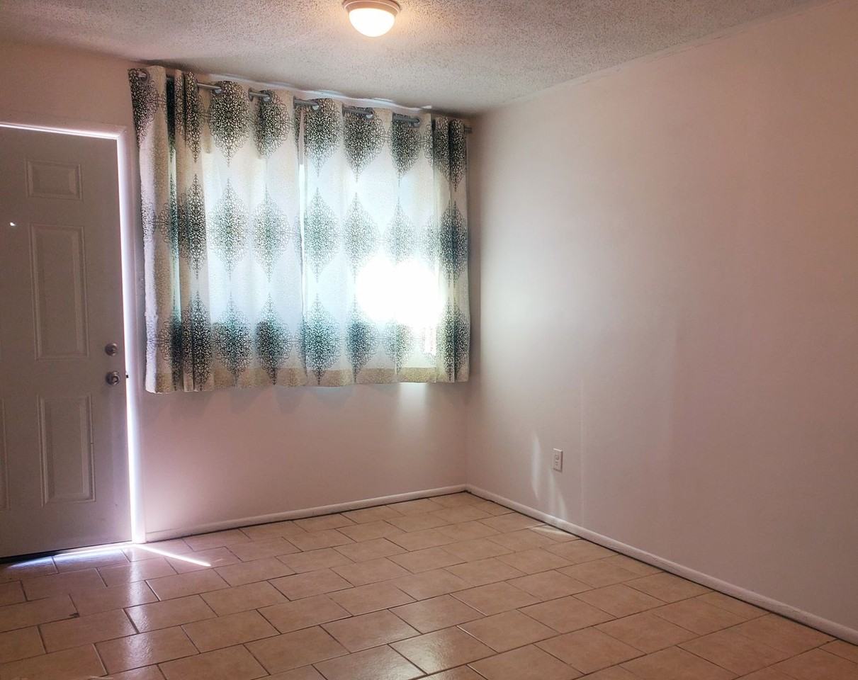 Gran Creûx Estate - Photo 6 of 12