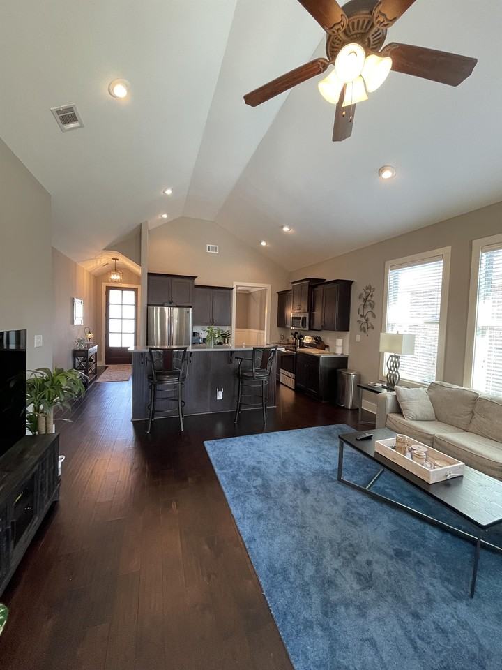 111 Barnyard Way #1 - Photo 5 of 10