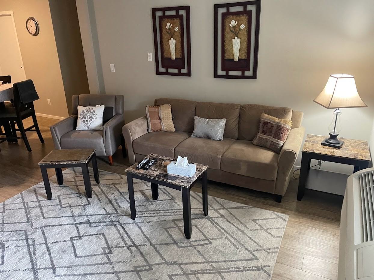 3211 Valleyview Drive - Photo 2 of 10