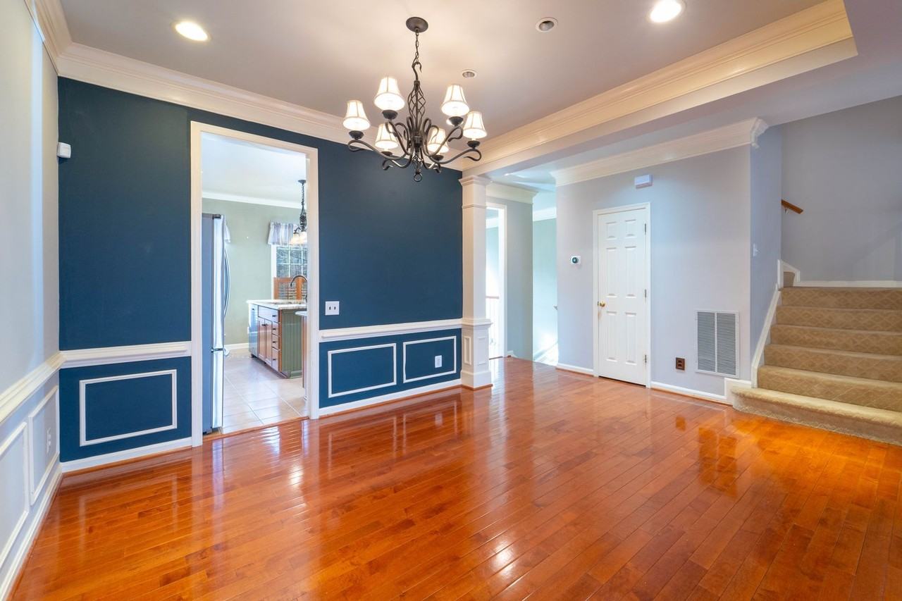 5237 Jule Star Drive - Photo 7 of 33