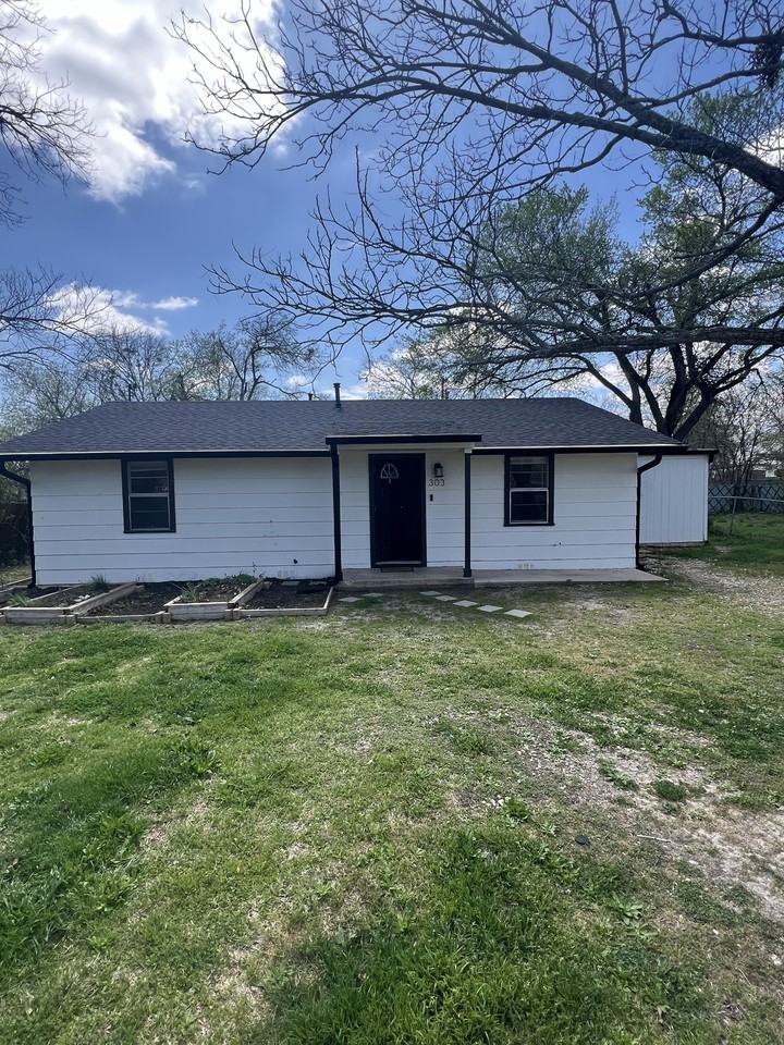 303 Sumbera St #NA - Photo 2 of 12