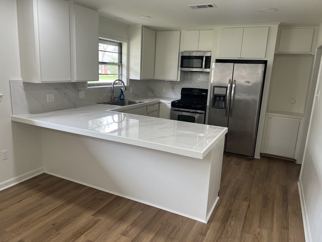 10180 Devonshire Dr #NA - Photo 2 of 14