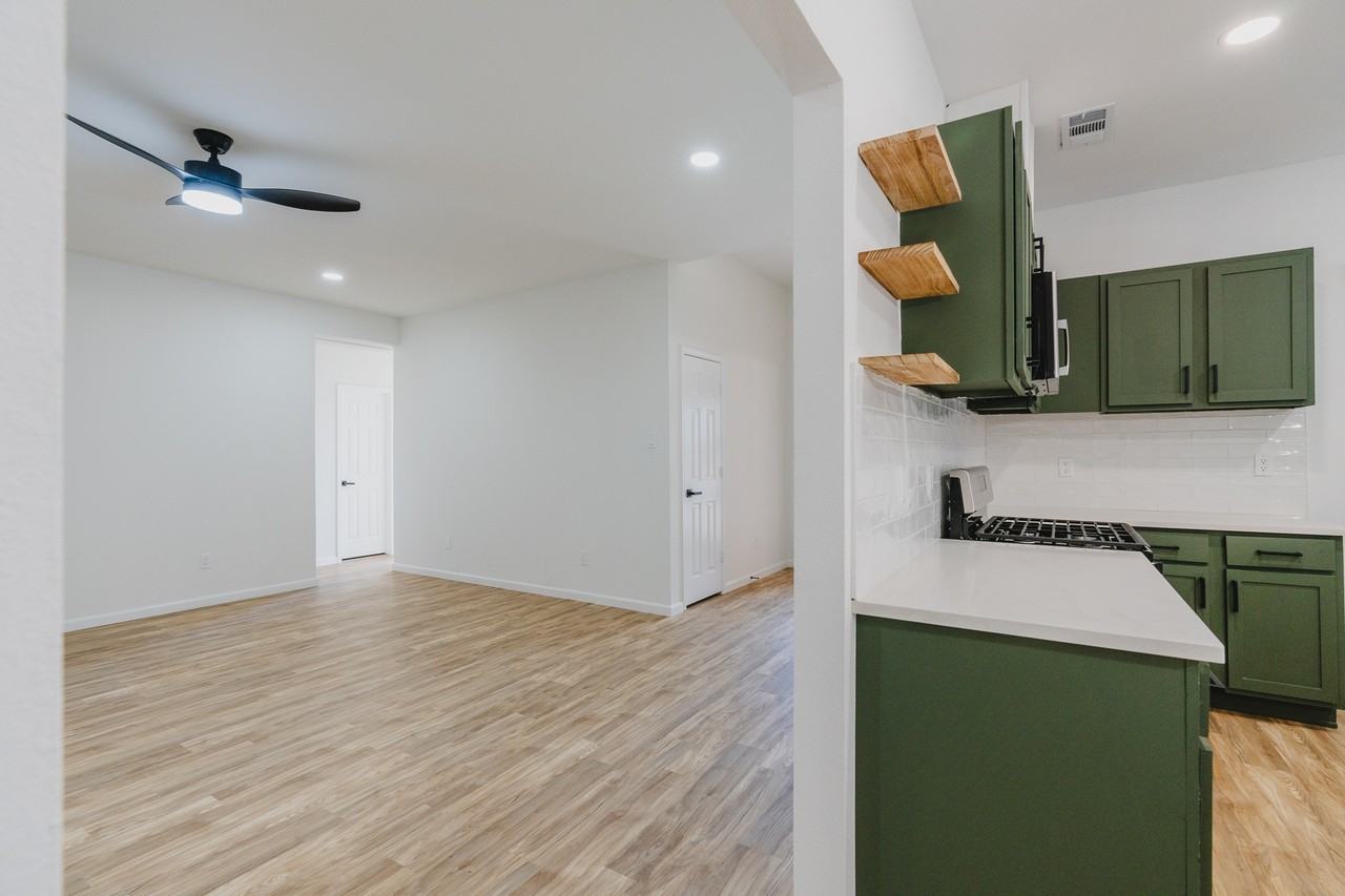 8805 Barton Creek Dr #NA - Photo 6 of 31