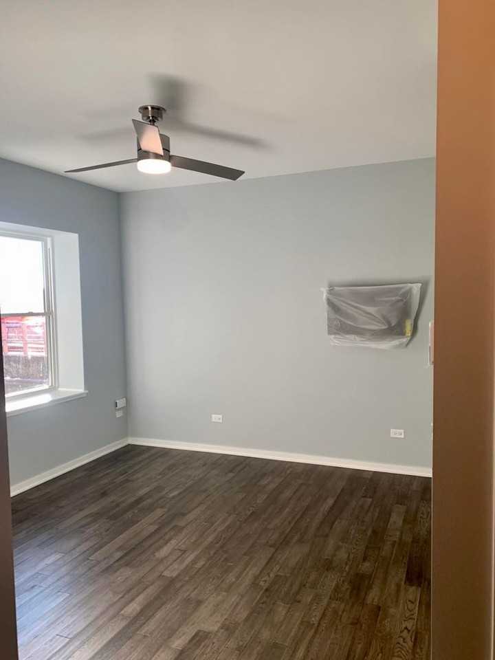 5240 5240 N. Winthrop - 105 #105 - Photo 3 of 17