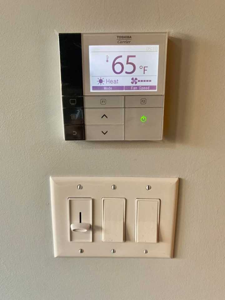 5240 5240 N. Winthrop - 105 #105 - Photo 2 of 17