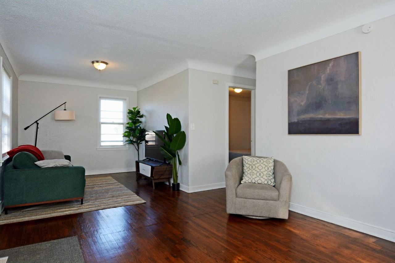 5494 Erickson Rd - Photo 6 of 25