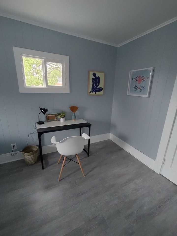 1187 Tonawanda St - Photo 2 of 4