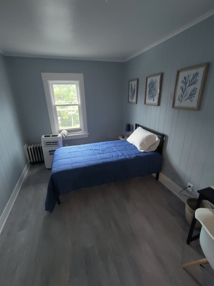 1187 Tonawanda St - Photo 3 of 4