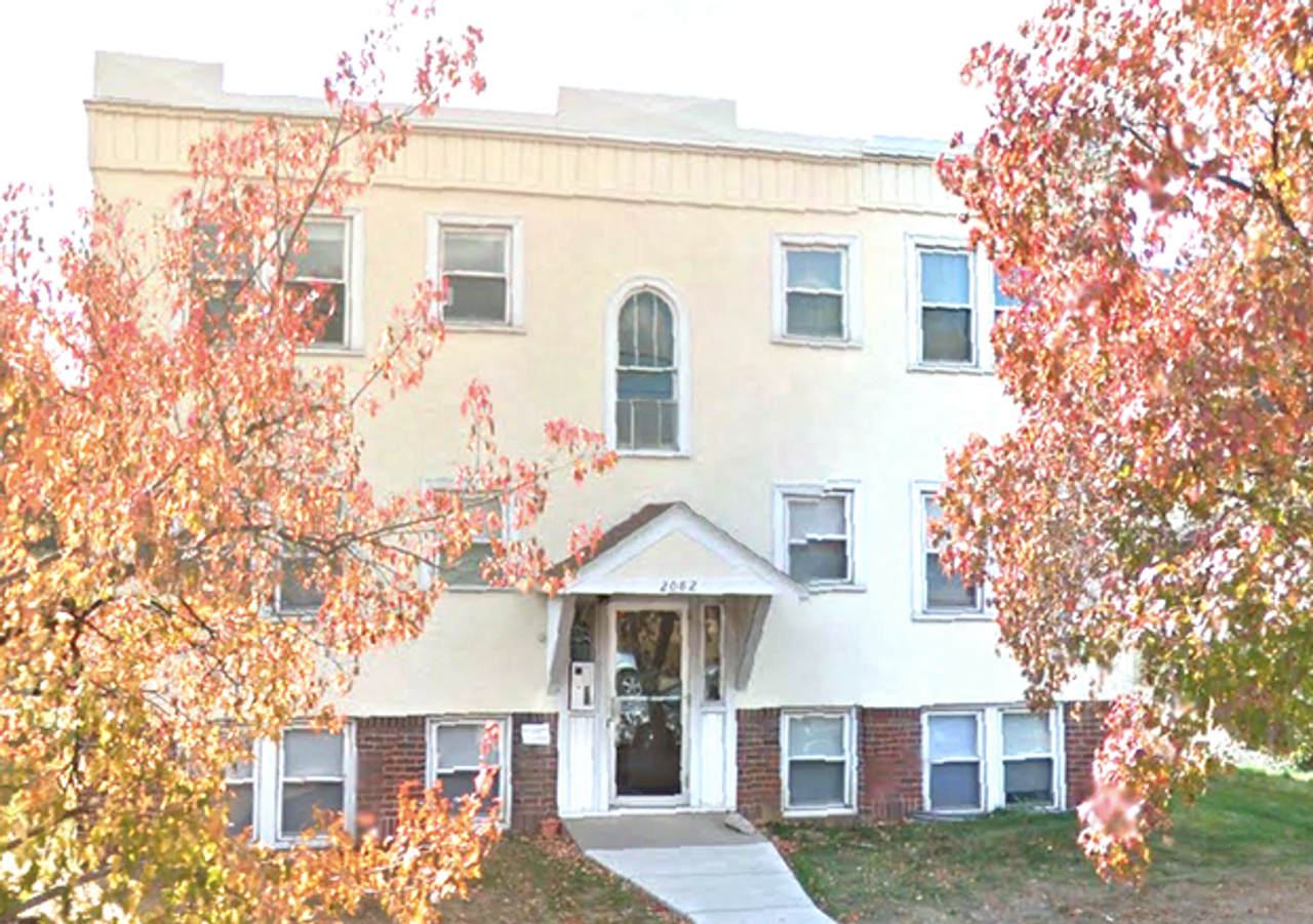 2082 Como Avenue - Photo 5 of 6