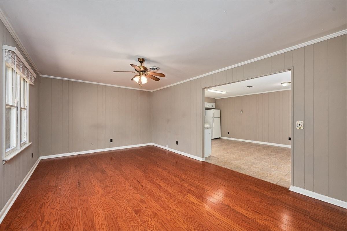 409 South Ct #A - Photo 2 of 7
