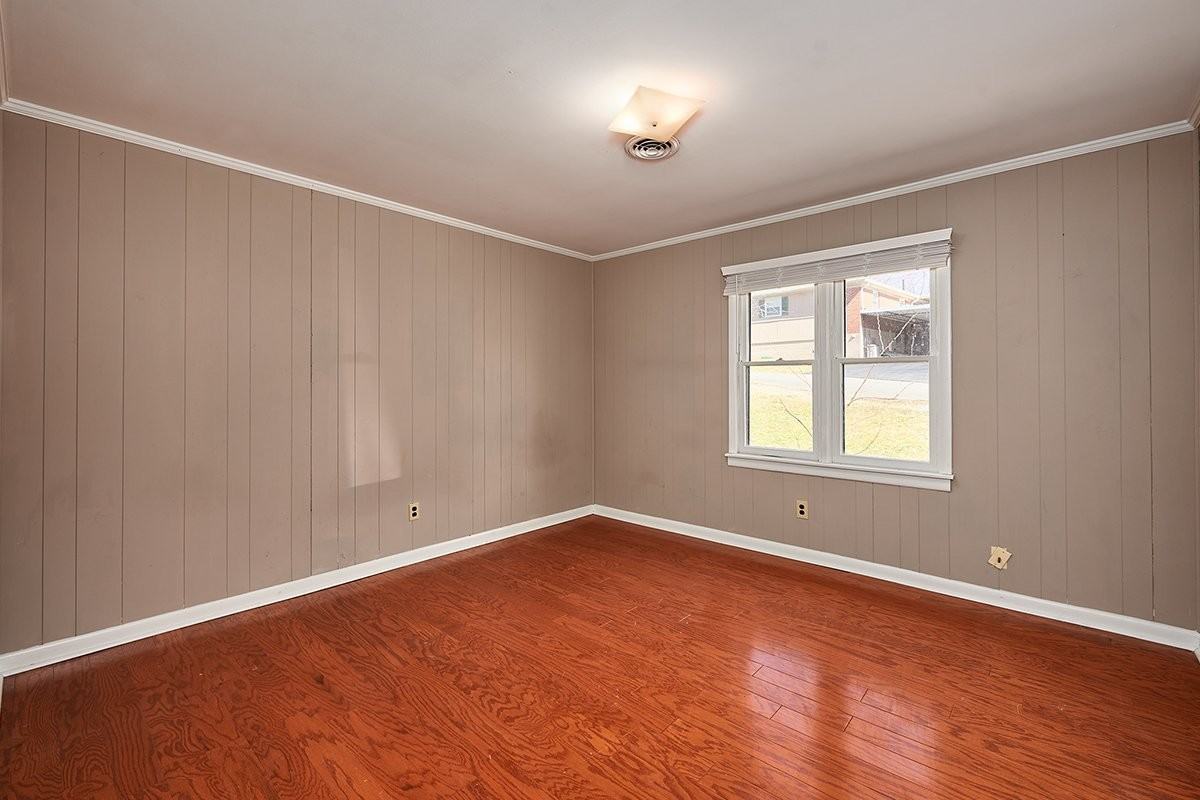 409 South Ct #A - Photo 4 of 7