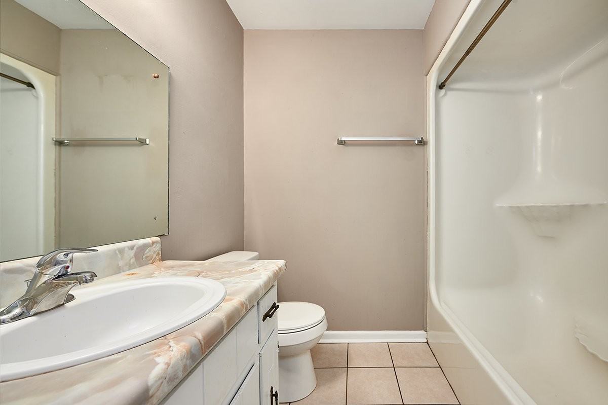 409 South Ct #A - Photo 6 of 7