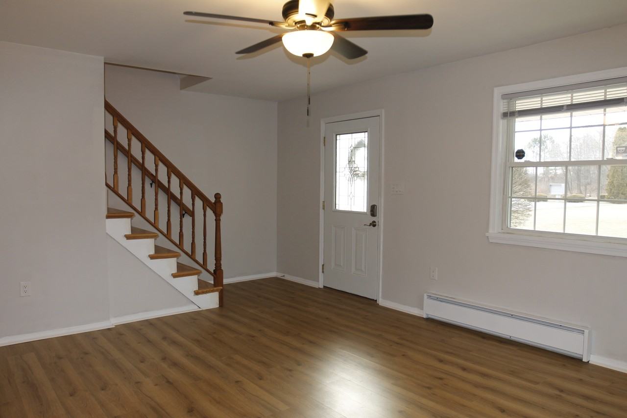 1 Lexington Ct #1 - Photo 3 of 39