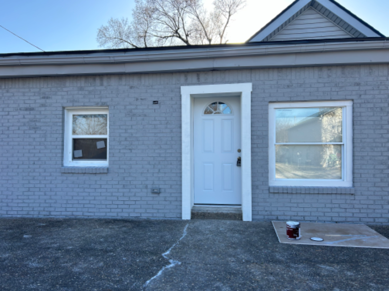 811 W 8th St - Photo 6 of 25