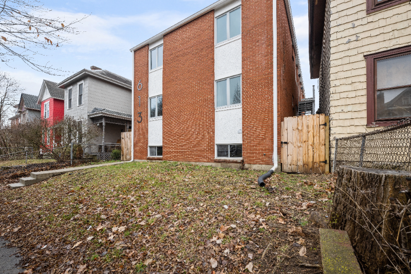 613 S Champion Ave - Photo 2 of 30