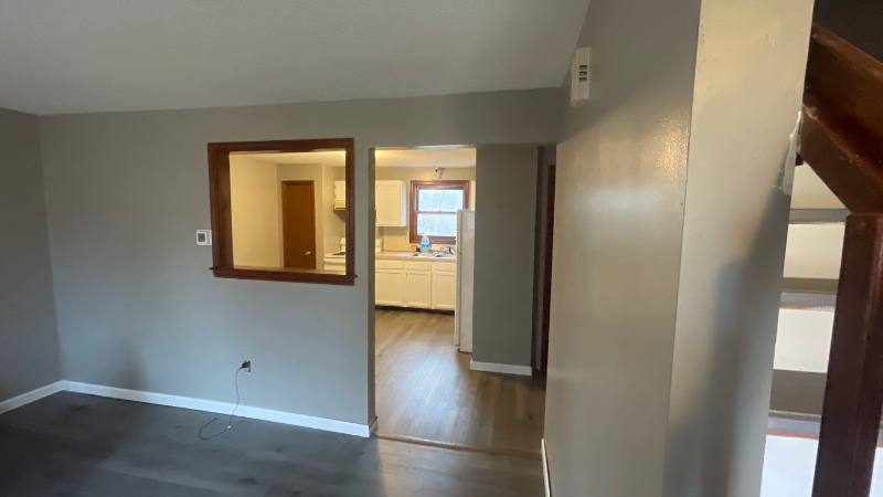 65 Wisteria St - Photo 2 of 13