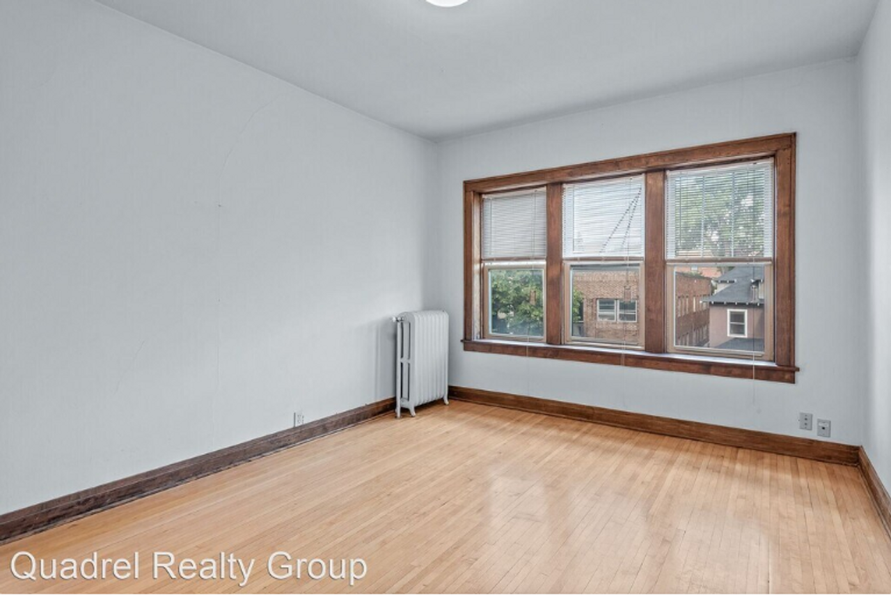 2400 Harriet Ave Apartments | Origen Living - Photo 3 of 19