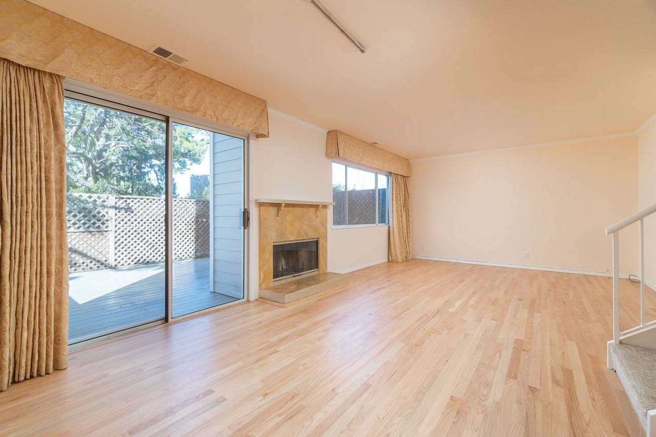 88 Mariner Green Dr - Photo 2 of 24