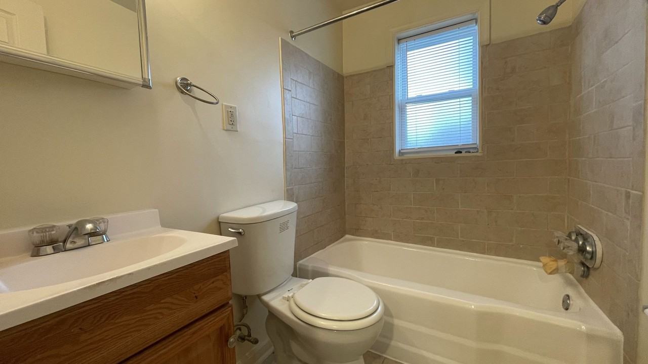 Town of Quantico - Unit 103 - Photo 2 of 5