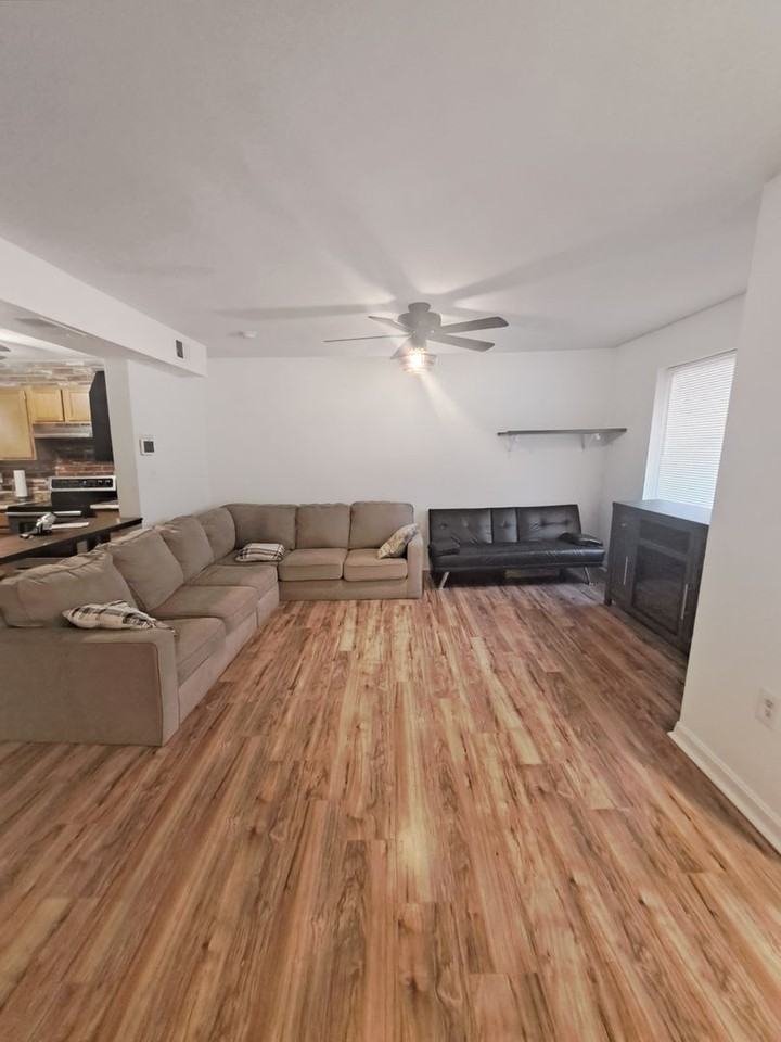 3051 Heathcote Rd - Photo 3 of 22