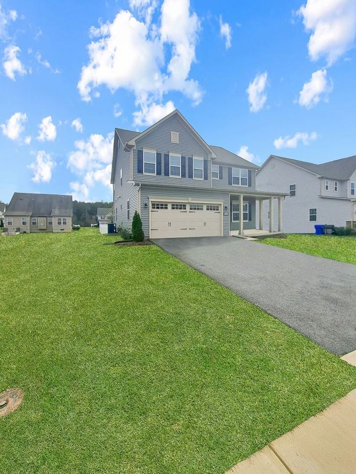 8753 Whittington St - Photo 2 of 46