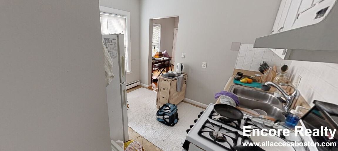 9 Elmer St #9 - Photo 2 of 3