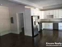 featured image of 2044 Beacon St #8