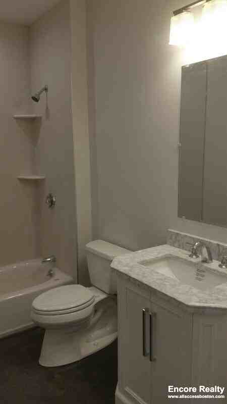 2044 Beacon St #8 - Photo 5 of 24