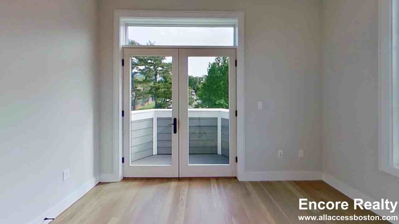 104-106 Warren Street #13 - Photo 7 of 13