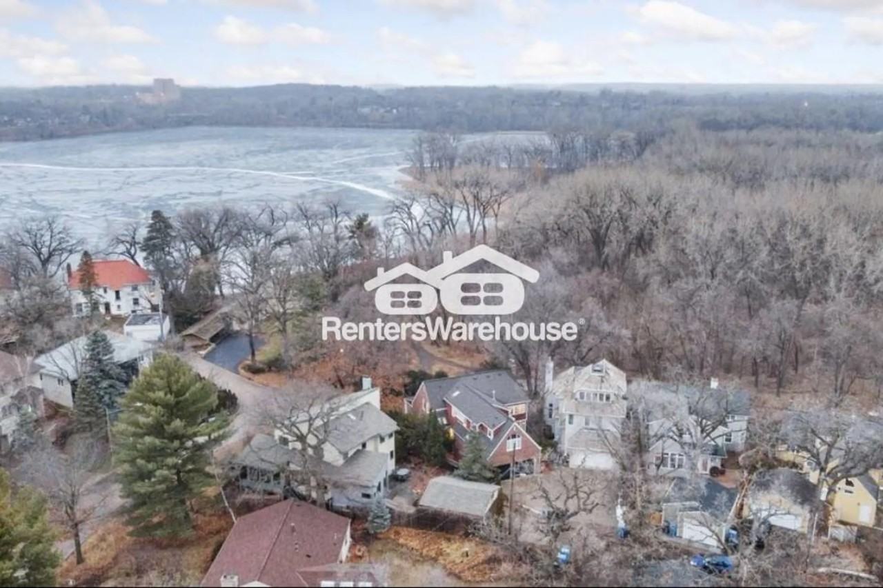 2727 Burnham Blvd - Photo 2 of 46