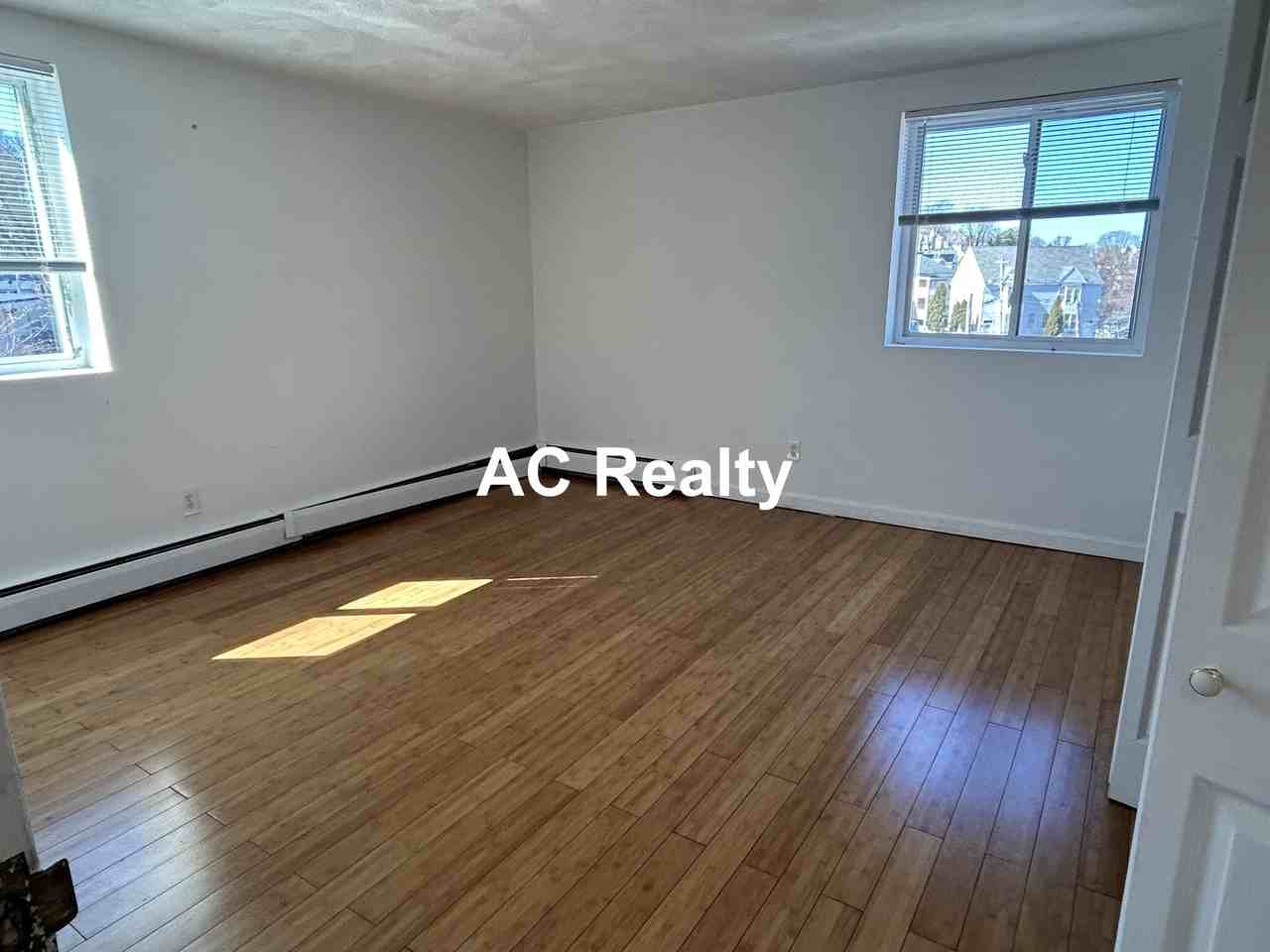 30 Park Ave #22 - Photo 4 of 8