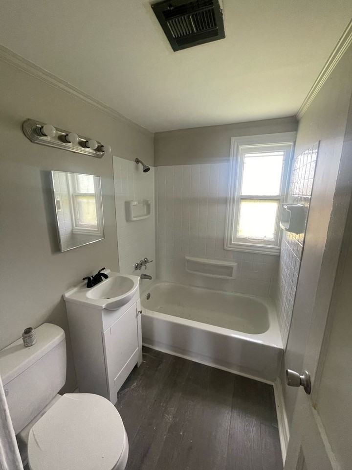 1207 S 74th East Ave - Photo 3 of 6