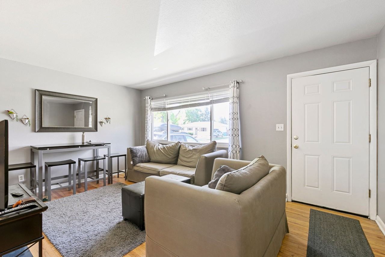 501 Cornell Ave #NA - Photo 3 of 18