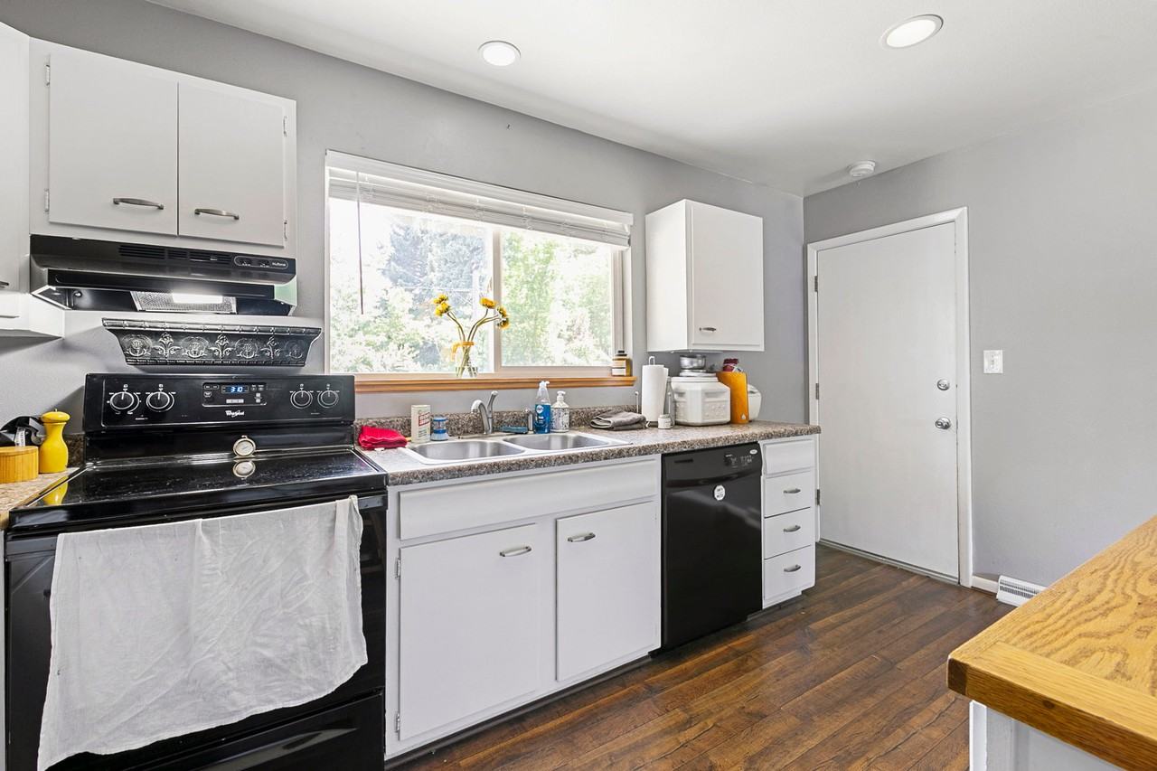 501 Cornell Ave #NA - Photo 4 of 18