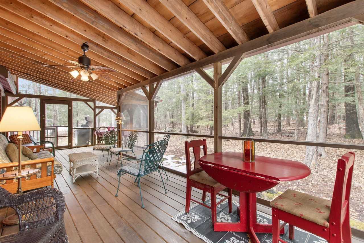 242 High Haith Rd - Photo 4 of 31